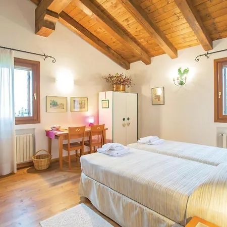 Holiday home La Ghiandaia *